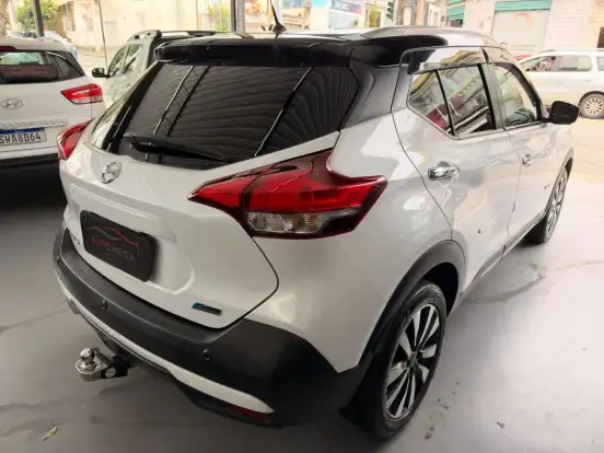 NISSAN-KICKS-2017