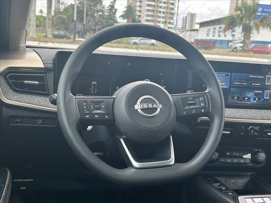 NISSAN-KICKS-2025