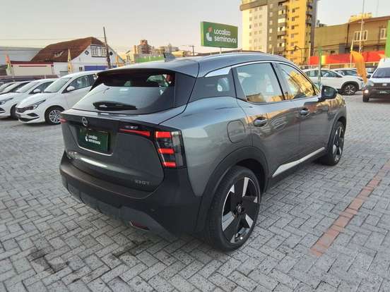 NISSAN-KICKS-2025