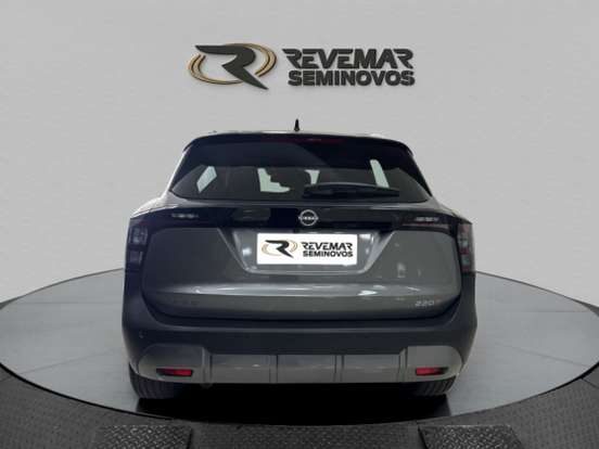 NISSAN-KICKS-2025