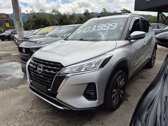 NISSAN-KICKS-2023