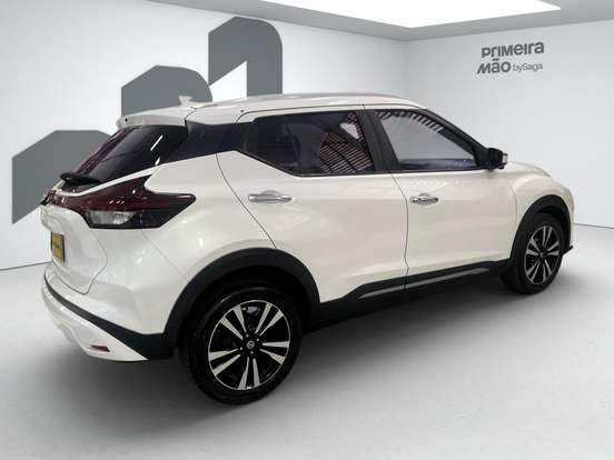 NISSAN-KICKS-2022
