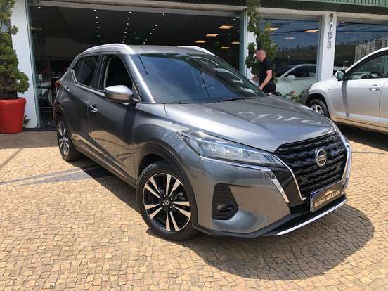 NISSAN-KICKS-2022