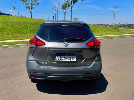 NISSAN-KICKS-2018