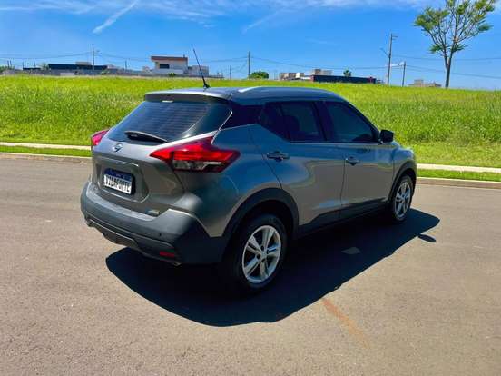 NISSAN-KICKS-2018