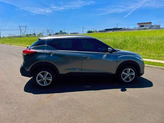 NISSAN-KICKS-2018