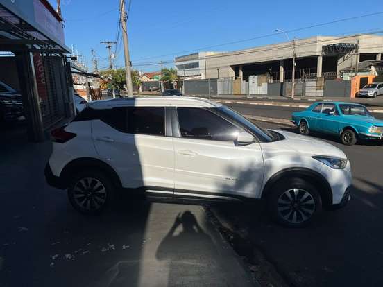 NISSAN-KICKS-2019