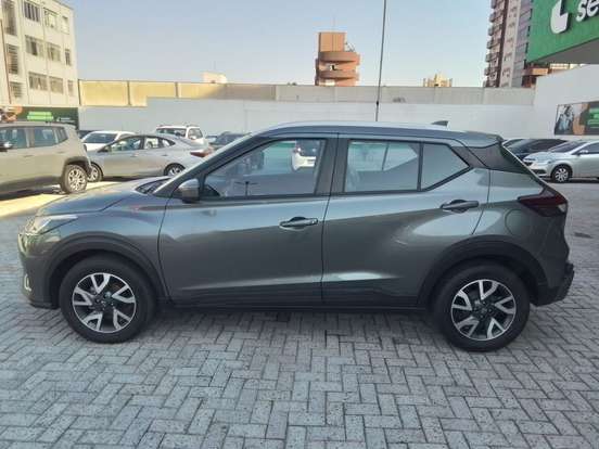 NISSAN-KICKS-2024