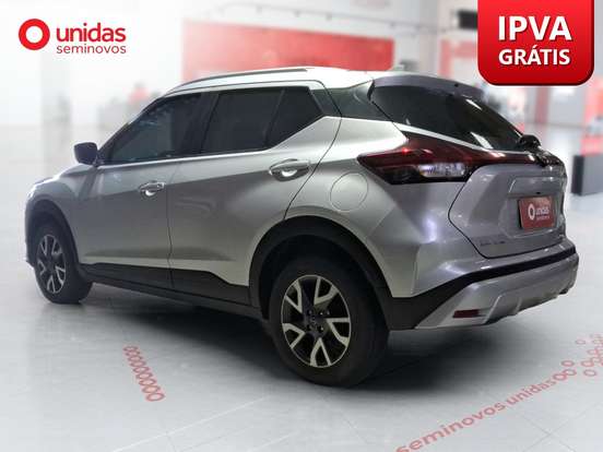 NISSAN-KICKS-2023