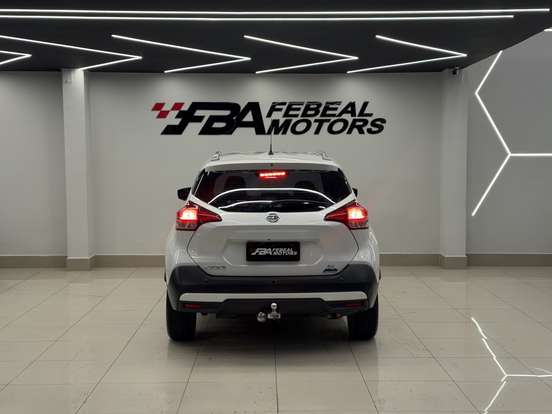 NISSAN-KICKS-2017