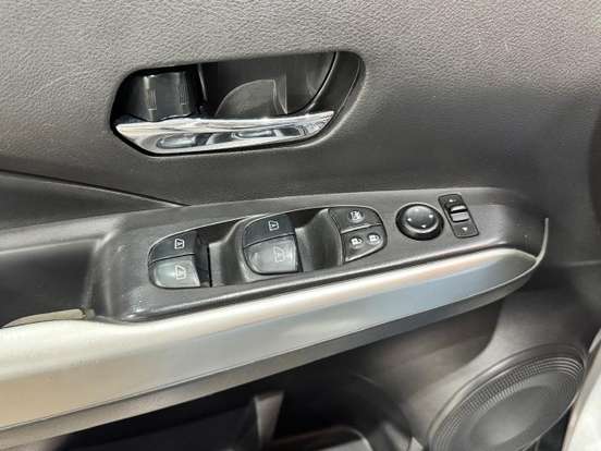 NISSAN-KICKS-2016