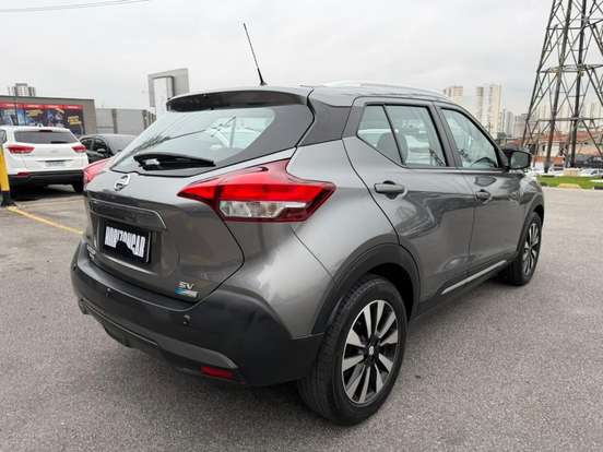 NISSAN-KICKS-2017
