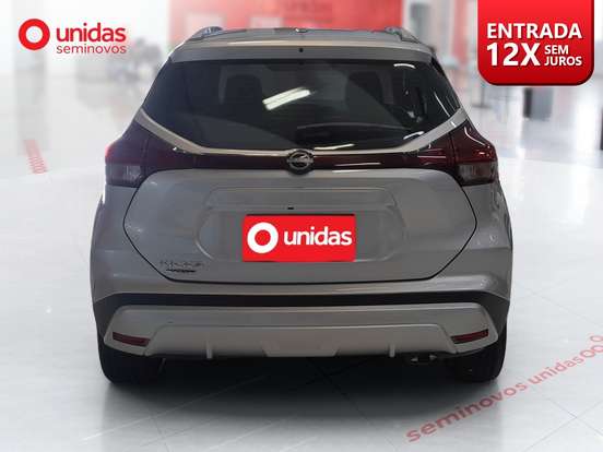 NISSAN-KICKS PLAY-2025