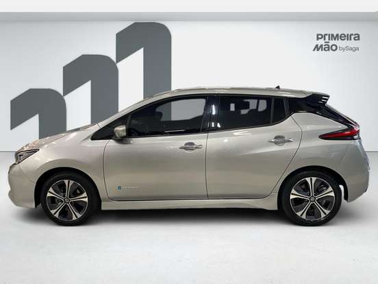 NISSAN-LEAF-B12P 40 ELÉTRICO NISSAN-LEAF-2022