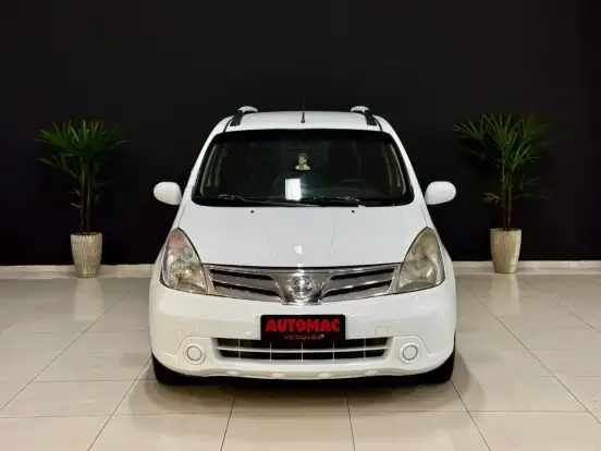 NISSAN-LIVINA-2013