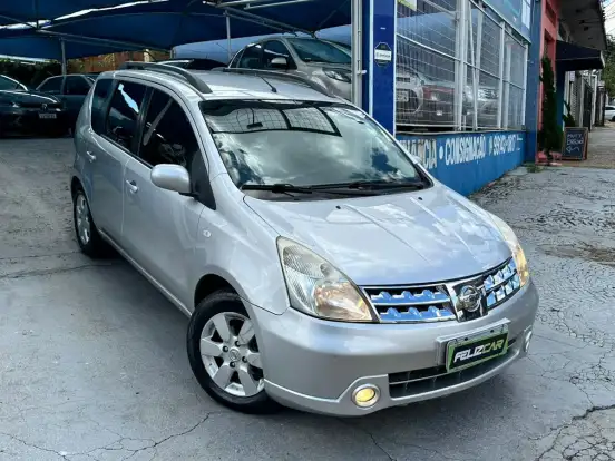 NISSAN-LIVINA-1.8 SL 16V FLEX 4P AUTOMÁTICO NISSAN-LIVINA-2011