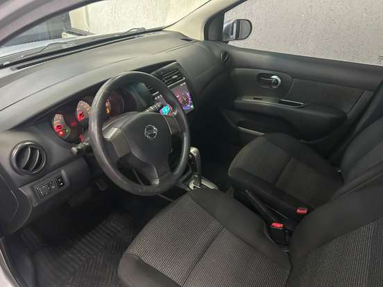 NISSAN-LIVINA-1.8 S 16V FLEX 4P AUTOMÁTICO NISSAN-LIVINA-2014
