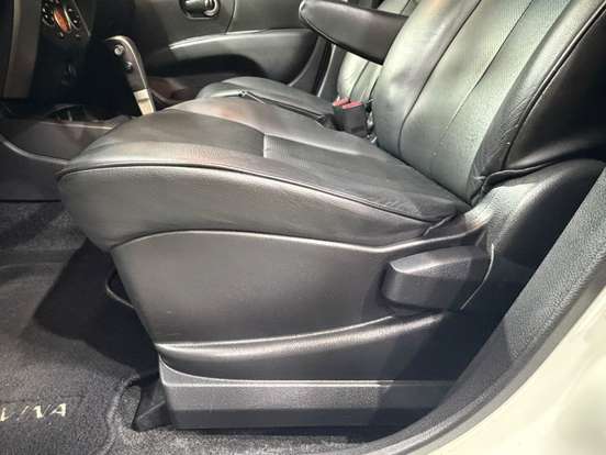 NISSAN-LIVINA-1.8 SL X-GEAR 16V FLEX 4P AUTOMÁTICO NISSAN-LIVINA-2011