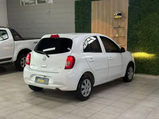 NISSAN-MARCH-2017