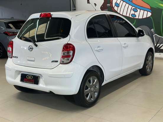 NISSAN-MARCH-2013