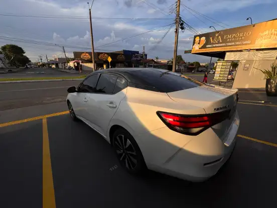 NISSAN-SENTRA-2024