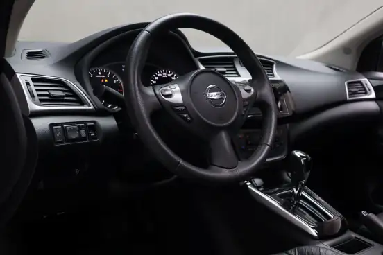 NISSAN-SENTRA-2.0 SL 16V FLEXSTART 4P AUTOMÁTICO NISSAN-SENTRA-2018