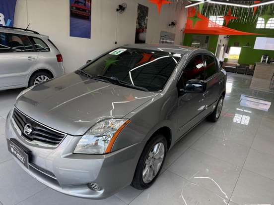 NISSAN-SENTRA-2012