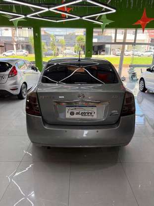 NISSAN-SENTRA-2012