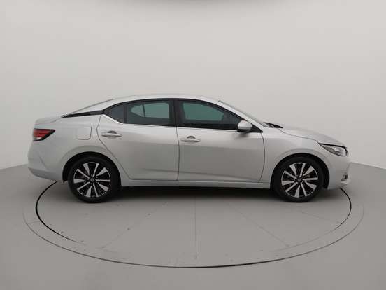 NISSAN-SENTRA-2023
