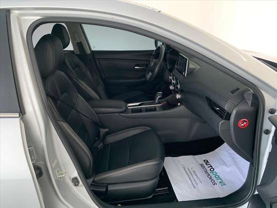 NISSAN-SENTRA-2023