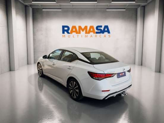NISSAN-SENTRA-2024