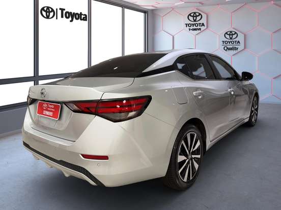 NISSAN-SENTRA-2023