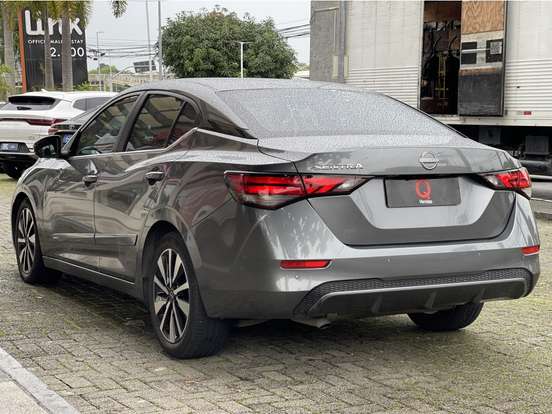 NISSAN-SENTRA-2024