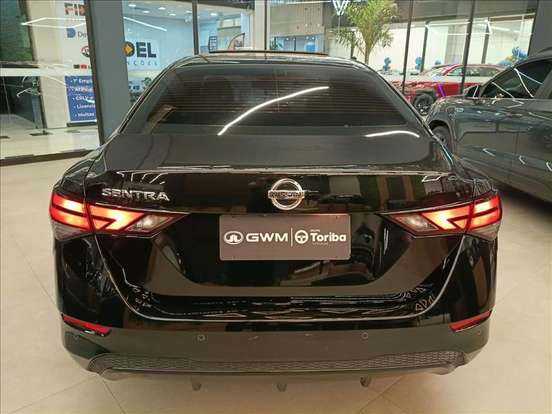 NISSAN-SENTRA-2023