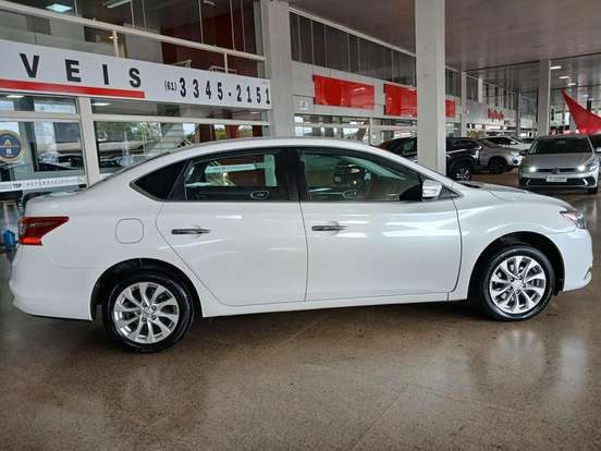 NISSAN-SENTRA-2016