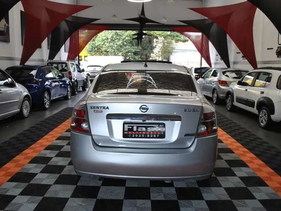 NISSAN-SENTRA-2.0 SL 16V FLEX 4P AUTOMÁTICO NISSAN-SENTRA-2011