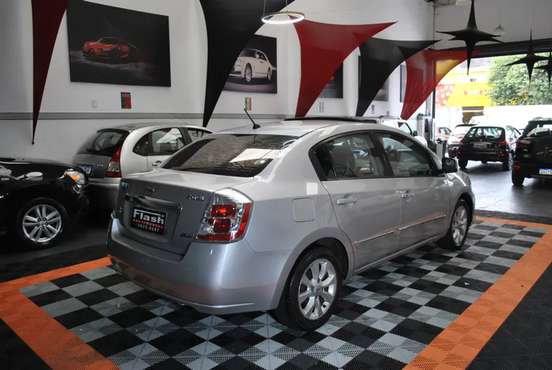 NISSAN-SENTRA-2011