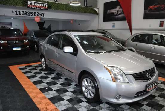 NISSAN-SENTRA-2011