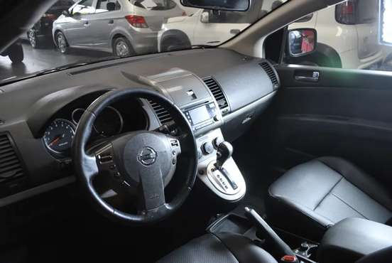NISSAN-SENTRA-2011