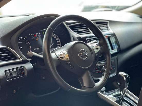 NISSAN-SENTRA-2.0 SV 16V FLEXSTART 4P AUTOMÁTICO NISSAN-SENTRA-2019