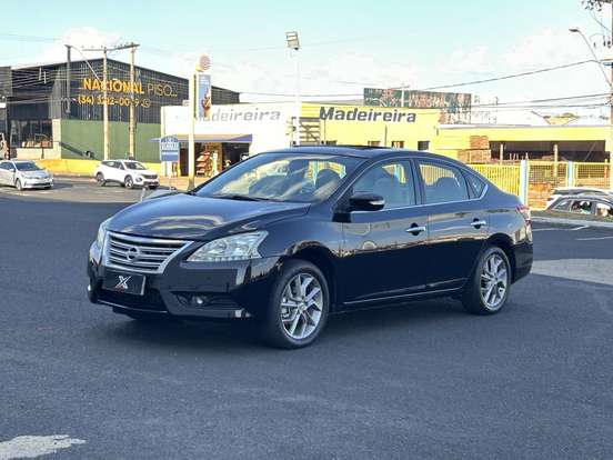NISSAN-SENTRA-2015