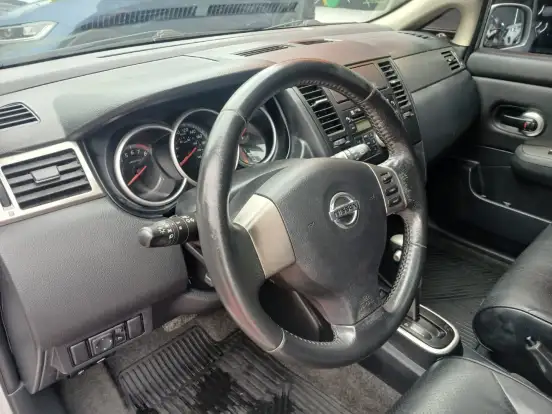 NISSAN-TIIDA-1.8 SL 16V FLEX 4P AUTOMÁTICO NISSAN-TIIDA-2012