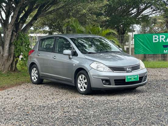NISSAN-TIIDA-2007