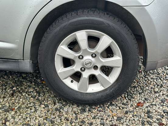 NISSAN-TIIDA-2007