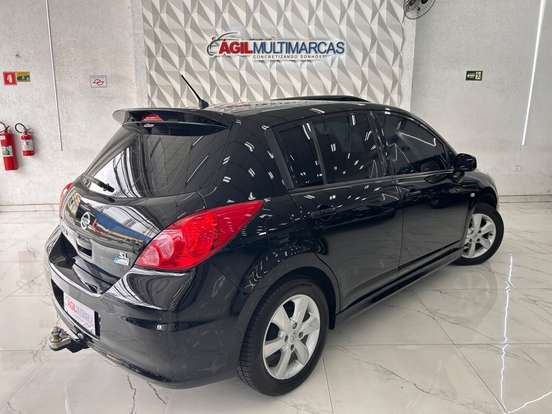 NISSAN-TIIDA-1.8 SL 16V FLEX 4P AUTOMÁTICO NISSAN-TIIDA-2011