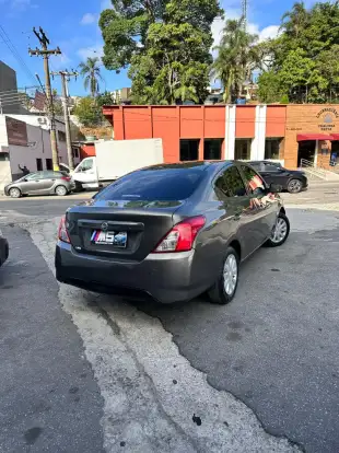 NISSAN-VERSA-2018