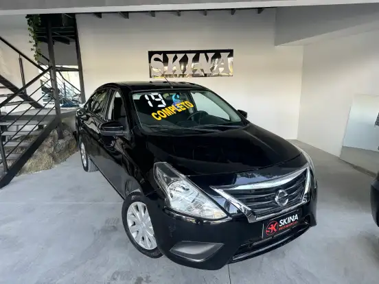 NISSAN-VERSA-2018