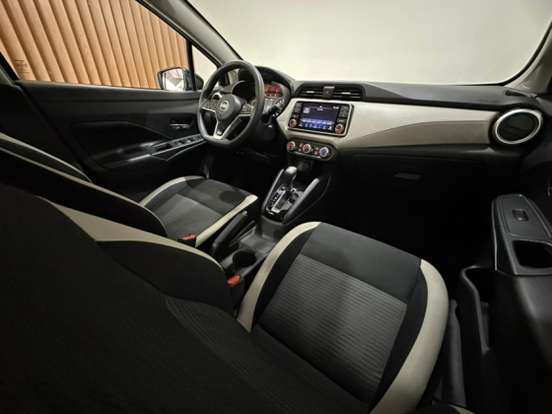 NISSAN-VERSA-2022