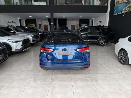 NISSAN-VERSA-2023