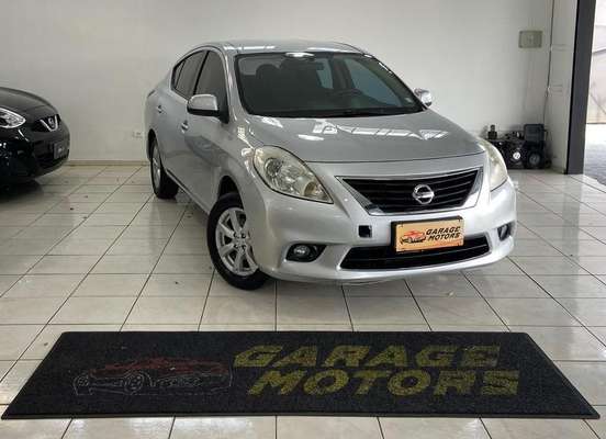 NISSAN-VERSA-2012
